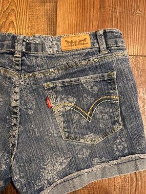 Levi's Girls 16 Light Blue Denim Shorts